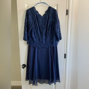 Alex Evenings Plus Size semi formal dress